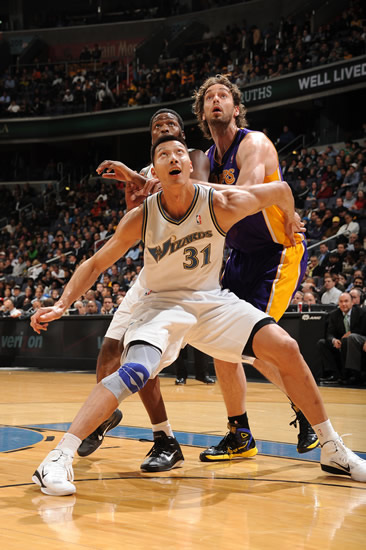 上海申花训练开放日，转会期篮板制胜引欢呼，NBA常规赛在即，球队文化再被提及的简单介绍-开云体育平台