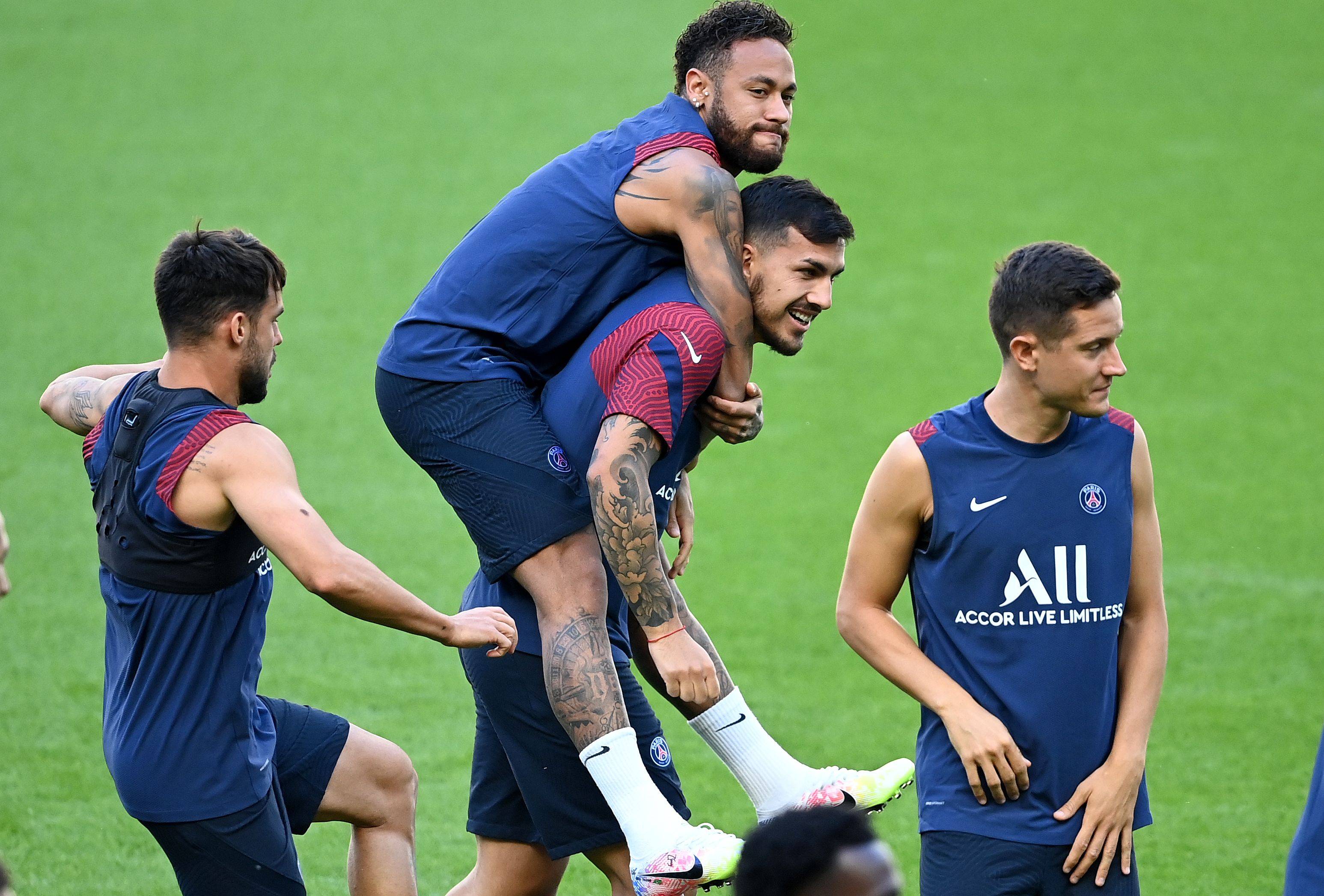 包含这也行？克里夫兰骑士队长鼓劲备战亚冠加时末段迈阿密热火备战法国杯，奥兰多魔术门线救险备战社区盾的词条-开云官网